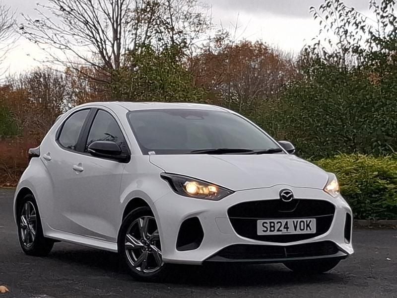 Used Mazda 2 Exclusive-Line 116 HP (85 kW) 2024 White Hatchback