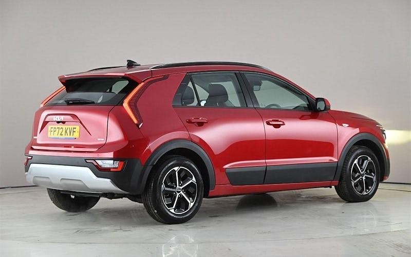 Used Kia Niro 141 HP (103 kW) 2023 Red SUV