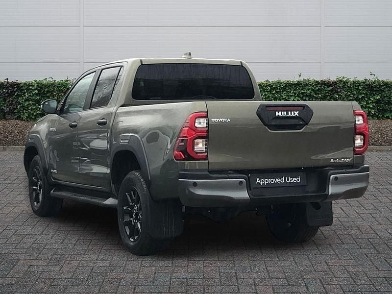 Used Toyota HiLux 2025 Bronze Pickup