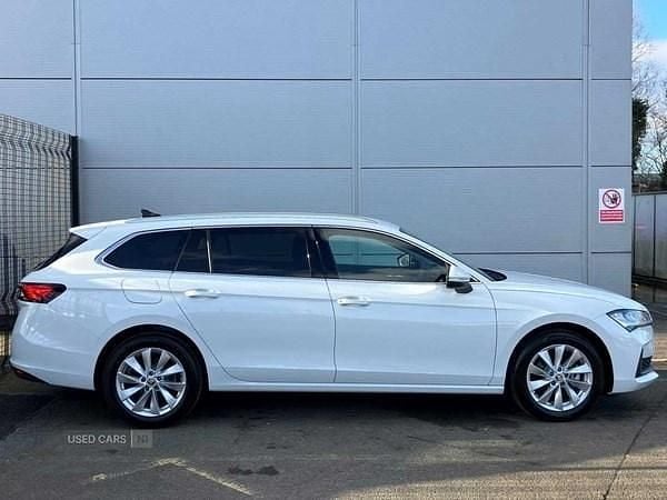 Used Skoda Superb SE Technology 2025 White Estate
