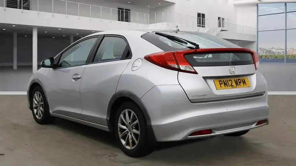 Used Honda Civic SE 142 HP (104 kW) 2012 Silver Hatchback