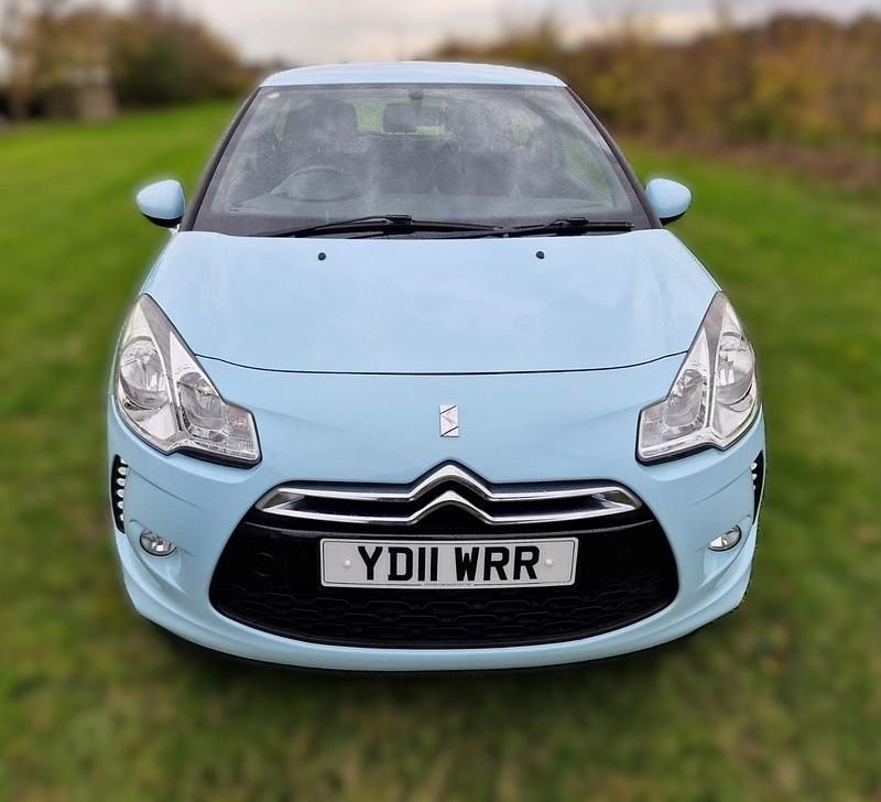 Used Citroën DS3 95 HP (69 kW) 2011 Blue Hatchback