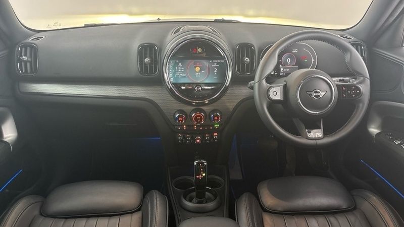 Used Mini Cooper Countryman Exclusive 134 HP (98 kW) 2022 Black SUV