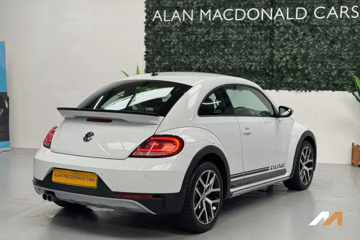 Usado VW Beetle Dune 2017 Branco Citadino