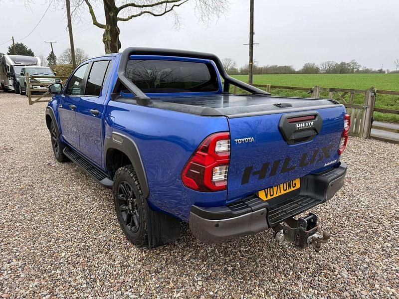 Used Toyota HiLux Luxury 2021 Blue Pickup
