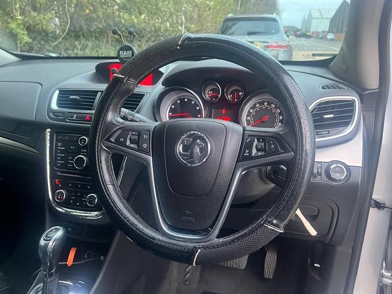 Used Vauxhall Mokka 140 HP (102 kW) 2014 Silver SUV