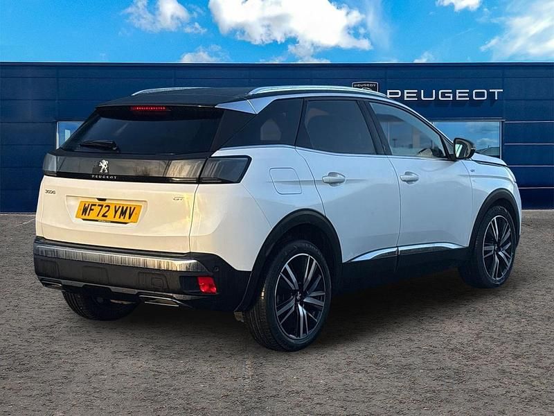 Used Peugeot 3008 Premium 2022 White Hatchback