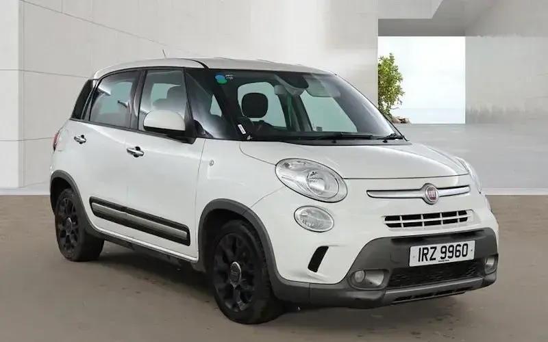 Used Fiat 500L Trekking 84 HP (61 kW) 2015 MPV