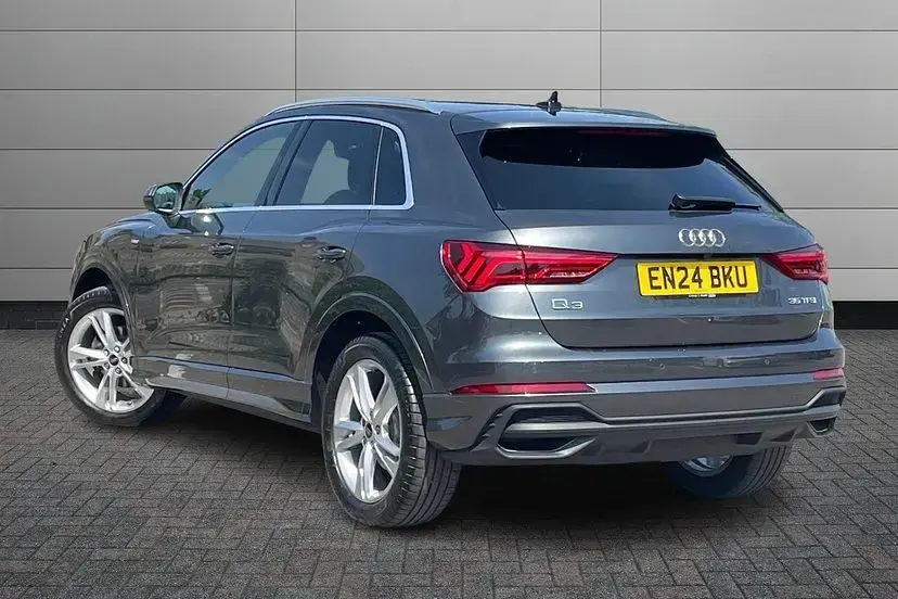 Used Audi Q3 S-Line 148 HP (108 kW) 2024 Daytona grey SUV