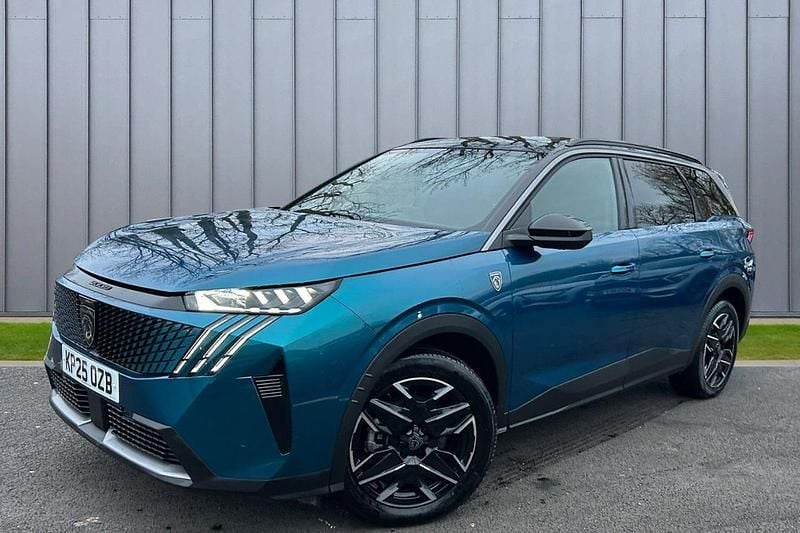 Used Peugeot 5008 GT 134 HP (98 kW) 2025 Blue MPV