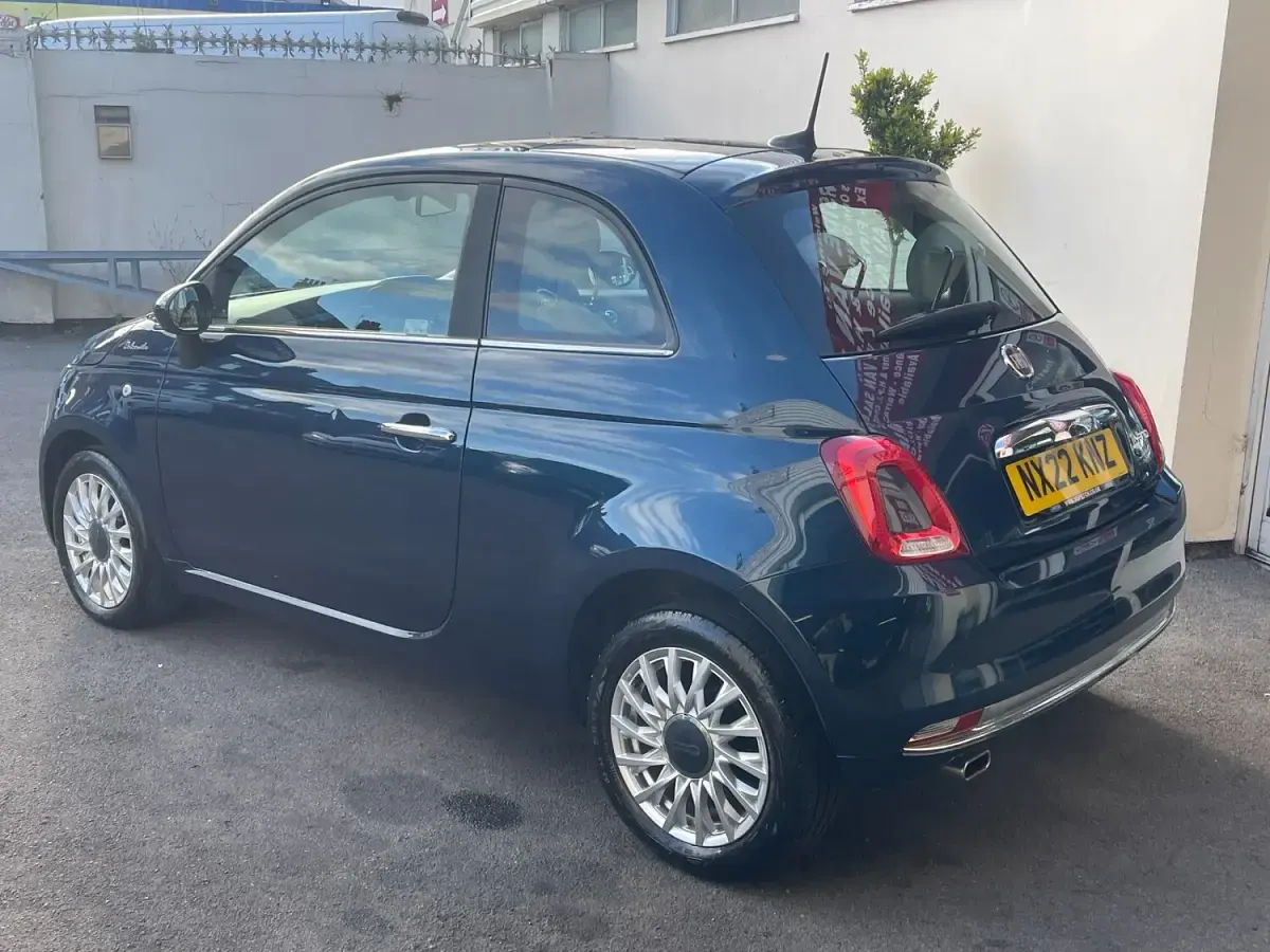 Used Fiat 500 Dolcevita 70 HP (51 kW) 2022 Blue Hatchback
