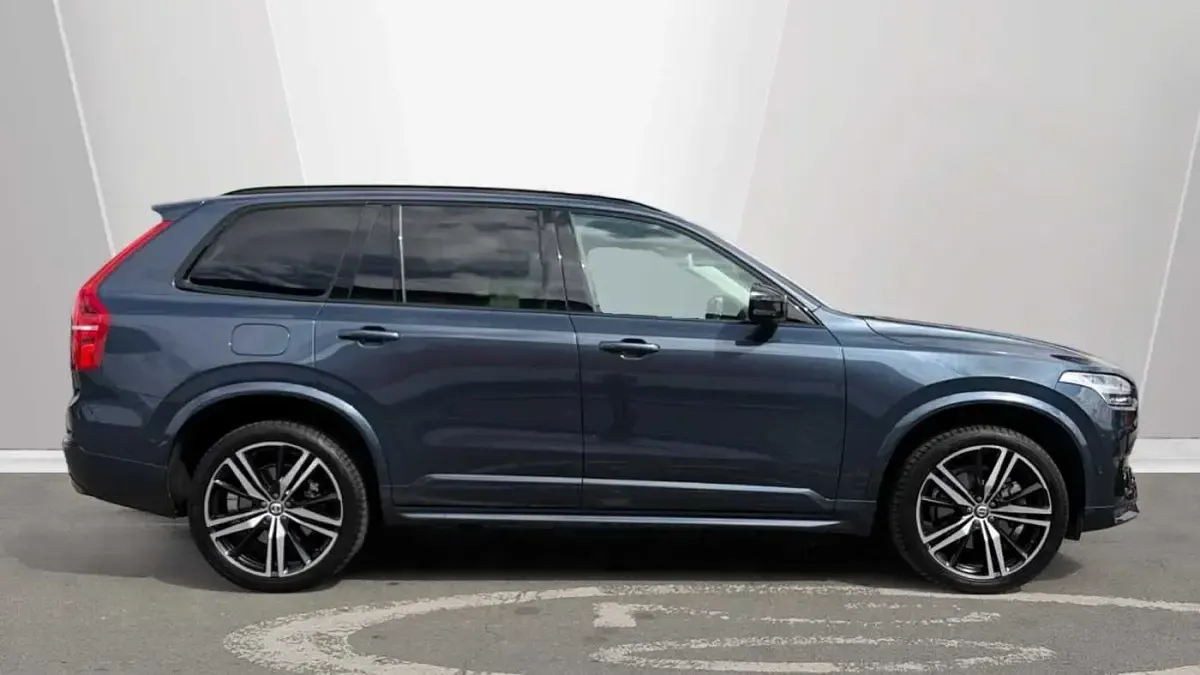 Used Volvo XC90 Plus 247 HP (181 kW) 2023 SUV