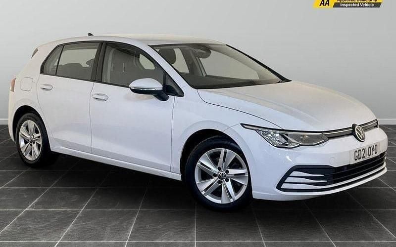 Used 2024 VW Golf VIII Life Hatchback | £11,195 (Super price) - Image 1/2