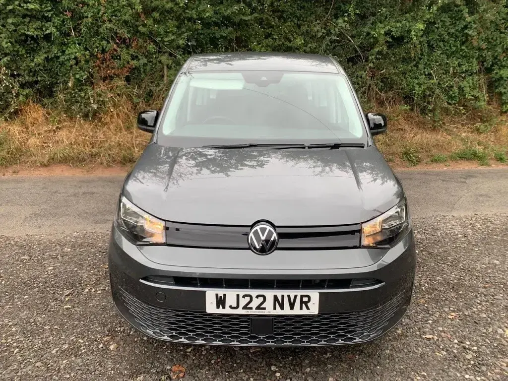 Used VW Caddy Maxi 122 HP (89 kW) 2022 Grey MPV