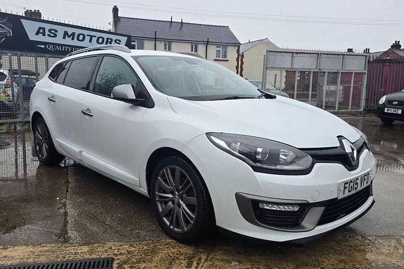 White Used 2015 Renault Mégane GT Line GT-Line Estate | £4,295 (Fair price) - Image 1/1