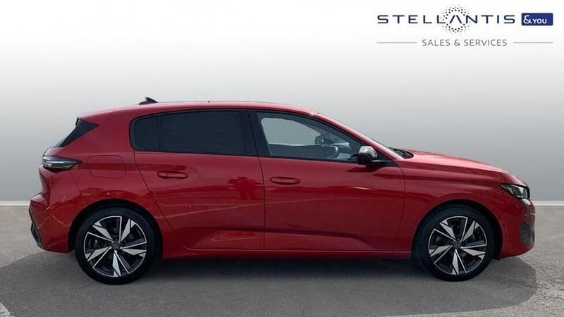 Used Peugeot 308 Allure 129 HP (94 kW) 2023 Hatchback