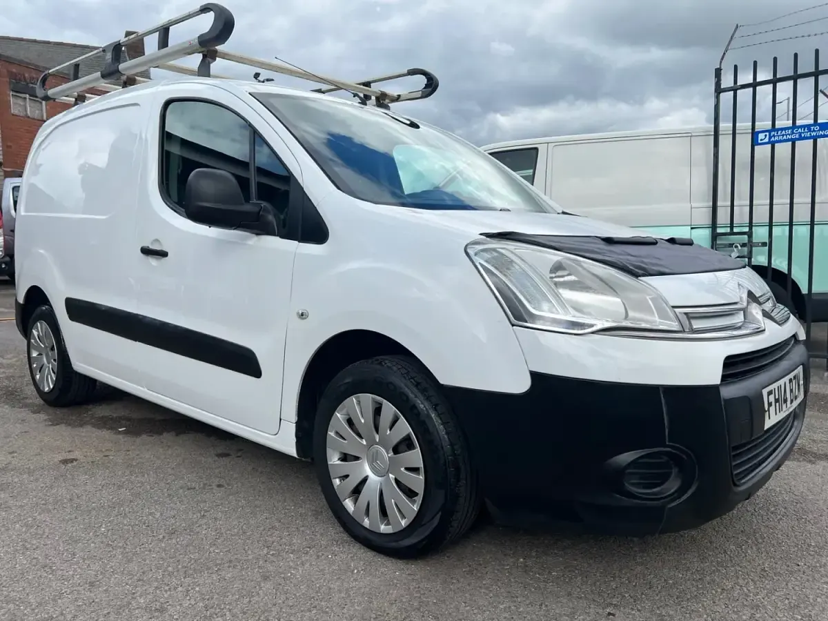 Usado Citroën Berlingo 75 HP (55 kW) 2014 Branco Monovolume