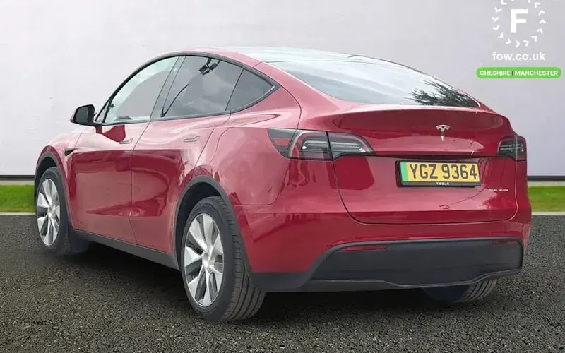 Used Tesla Model Y Long Range AWD 286 kW (389 HP) 2025 SUV