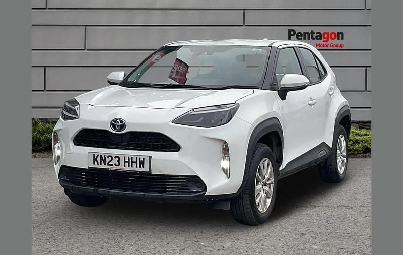Used Toyota Yaris Cross 113 HP (83 kW) 2023 White SUV
