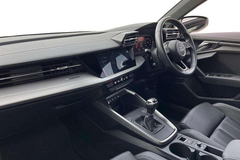 Used Audi A3 S-Line 148 HP (108 kW) 2020 White Hatchback