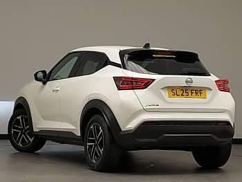 Used Nissan Juke N-Connecta 114 HP (83 kW) 2025 White SUV