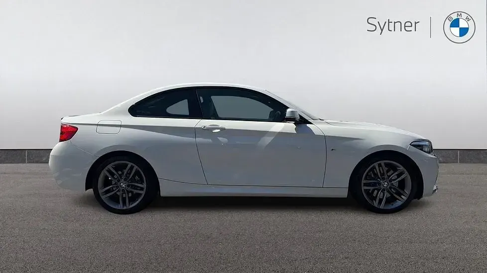 Used BMW 230 M Sport 249 HP (183 kW) 2018 White Coupe