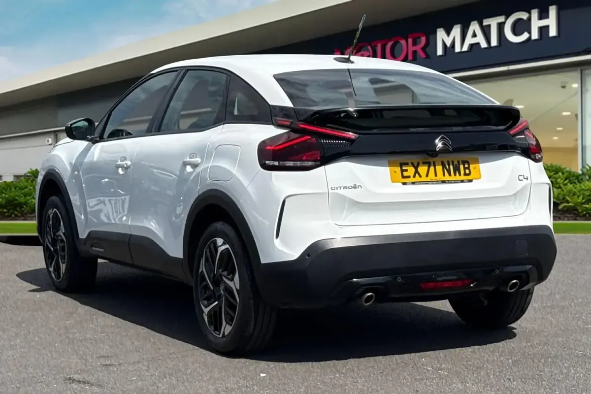 Used Citroën C4 PureTech 2021 White Hatchback