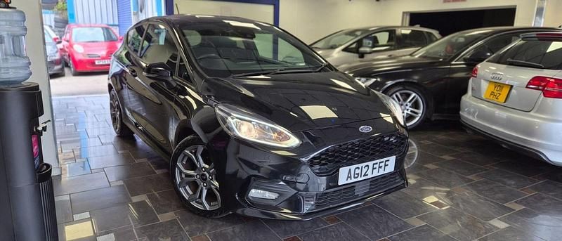 Black Used 2018 Ford Fiesta ST-Line Hatchback | £8,990 (Fair price) - Image 1/4