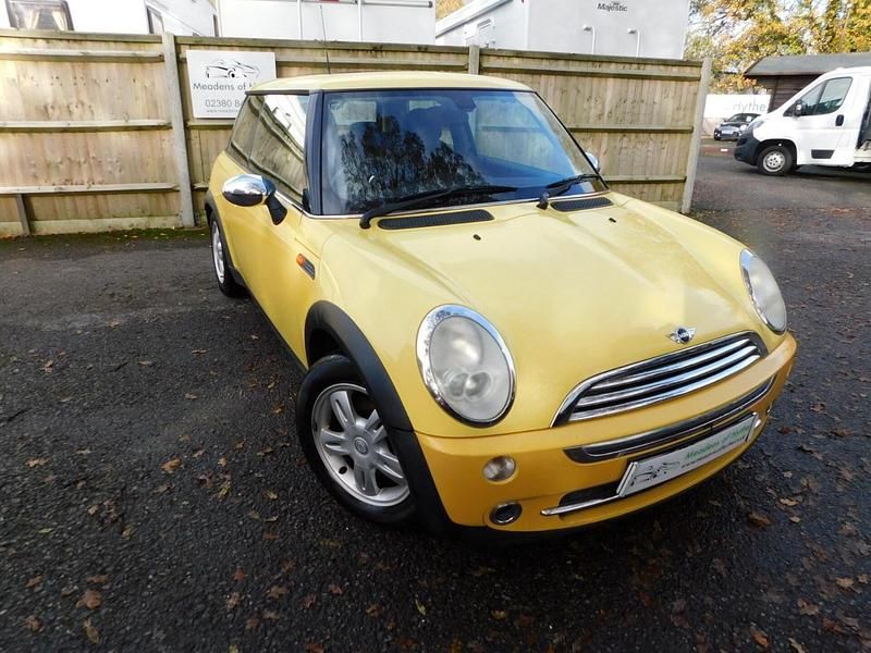 Yellow Used 2005 Mini ONE Hatch Hatchback | £1,995 (Fair price) - Image 1/4