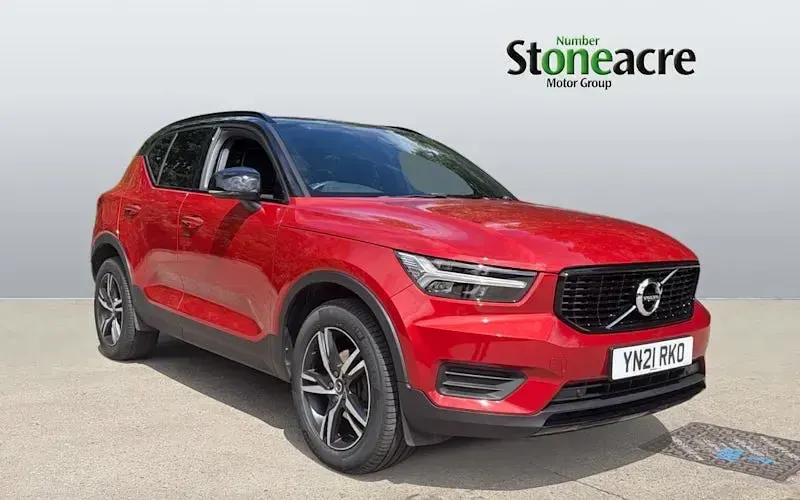 Used Volvo XC40 R-Design 163 HP (119 kW) 2021 SUV