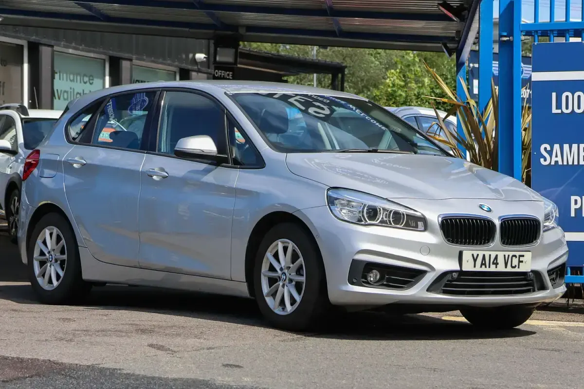 Used BMW 218 Comfort Edition 136 HP (100 kW) 2014 Silver MPV