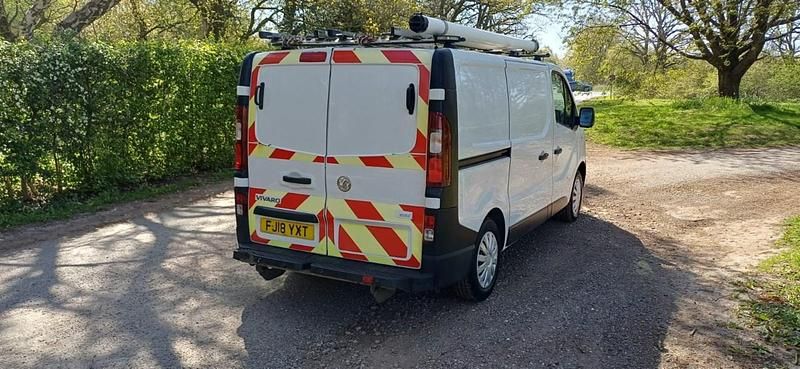 Usado Vauxhall Vivaro 2018 Branco