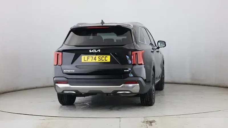 Used Kia Sorento 261 HP (191 kW) 2025 Black SUV