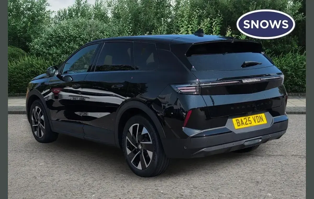 Used Vauxhall Grandland X Ultimate 145 HP (106 kW) 2025 Black SUV