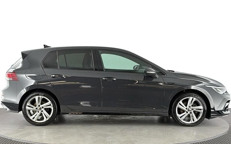 Used VW Golf VII R-line 150 HP (110 kW) 2021 Hatchback