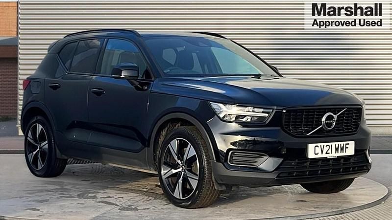 Black Used 2021 Volvo XC40 R-Design SUV | £18,615 (Fair price) - Image 1/4