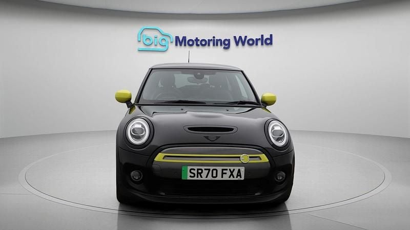 Used Mini Cooper SE Hatch 133 kW (181 HP) 2020 Hatchback