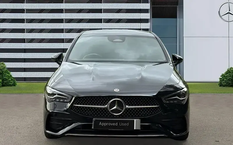 Used Mercedes CLA200 Executive 163 HP (119 kW) 2025 Sedan