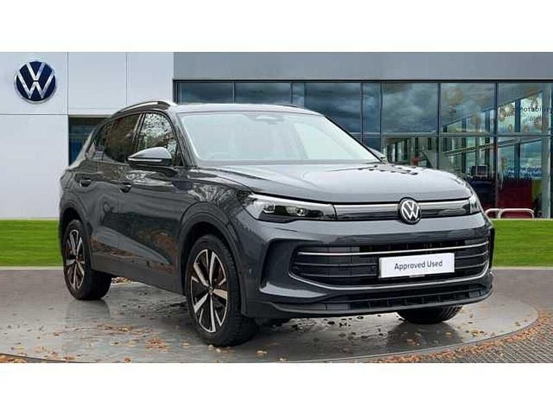 Used 2025 VW Tiguan SUV | £31,000 (Fair price) - Image 1/4