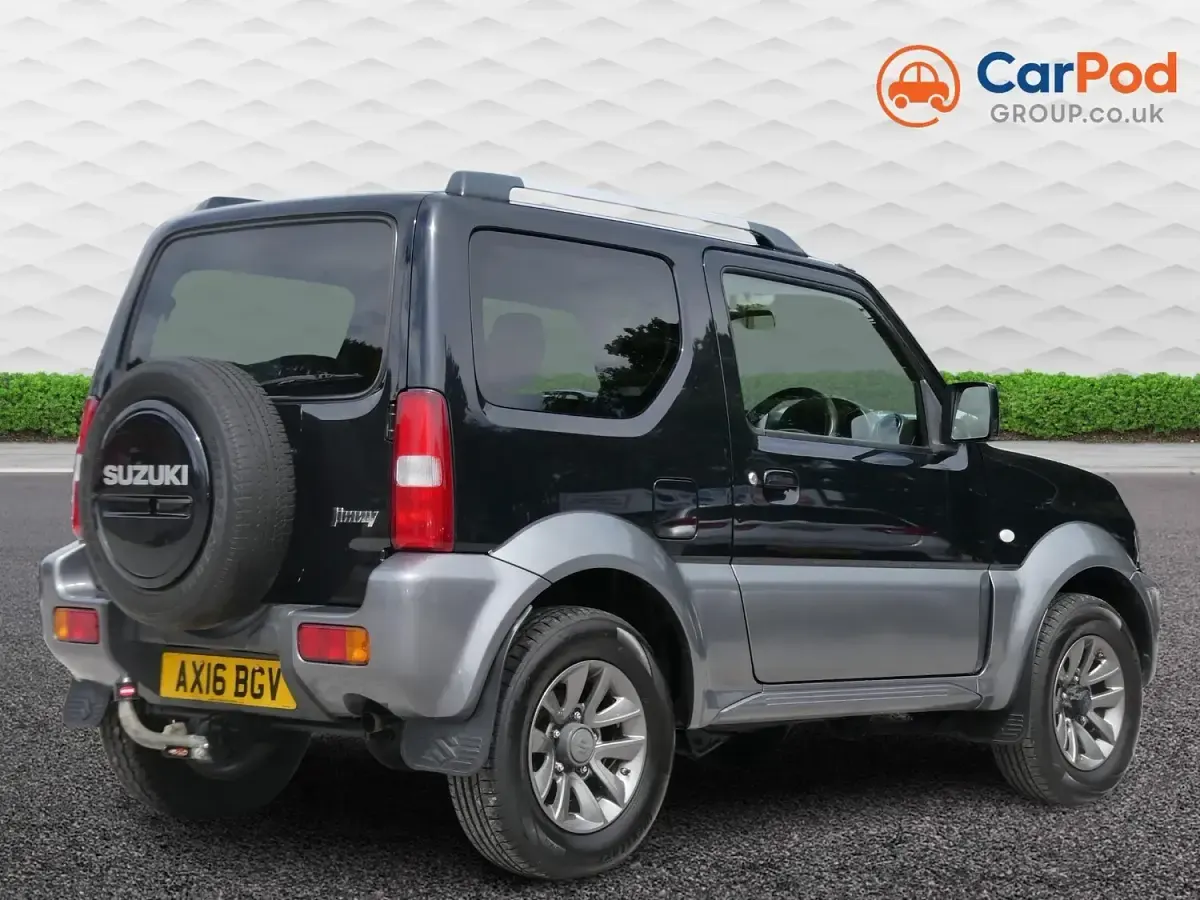 Used Suzuki Jimny SZ4 85 HP (62 kW) 2016 Black SUV