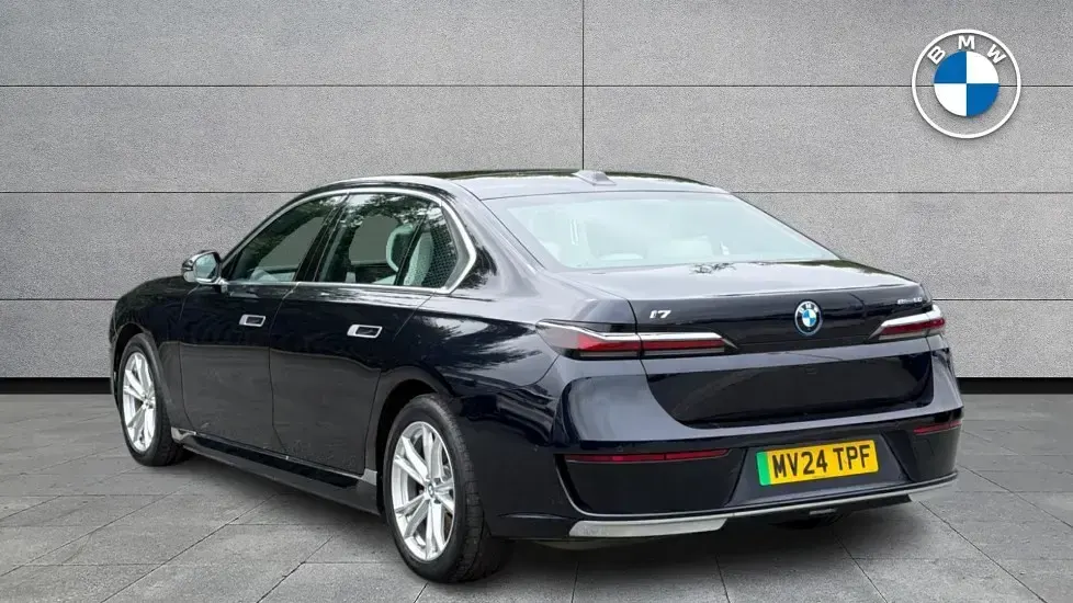 Used BMW i7 Comfort Edition 330 kW (449 HP) 2024 Black Sedan