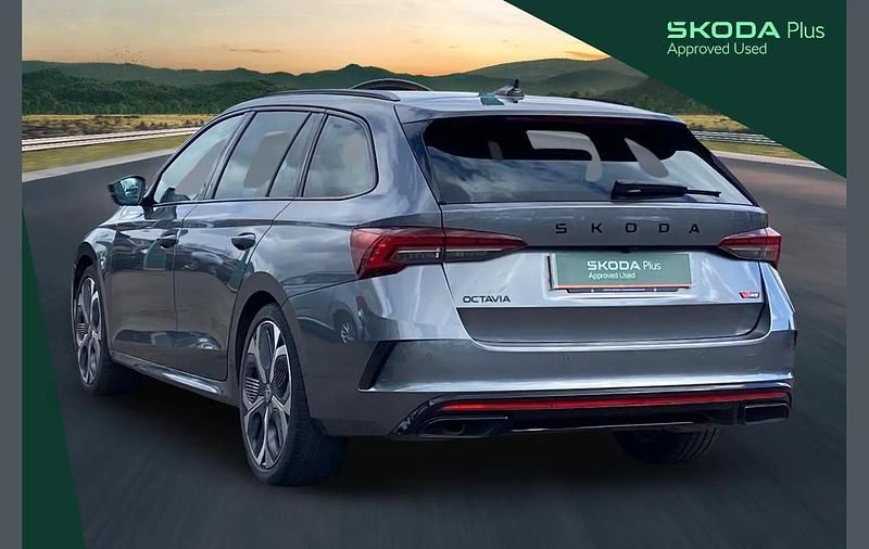 Used Skoda Octavia vRS 265 HP (194 kW) 2025 Graphite grey metallic Estate