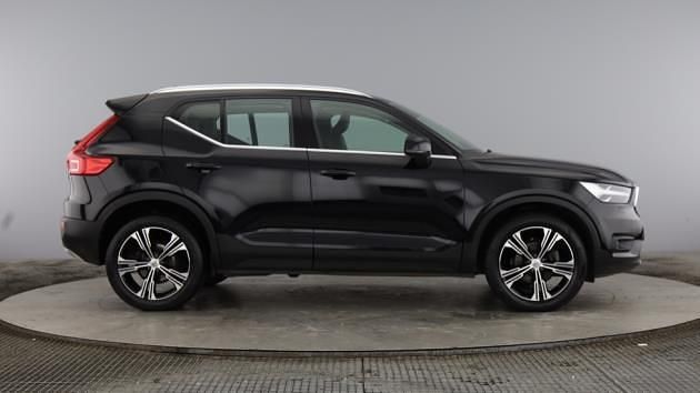 Used Volvo XC40 Inscription 161 HP (118 kW) 2021 Black SUV