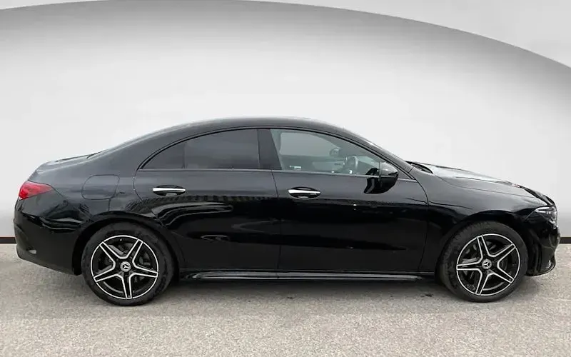 Used Mercedes E250 AMG line 218 HP (160 kW) 2022 Sedan