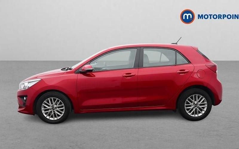 Used Kia Rio 101 HP (74 kW) 2022 Red Hatchback