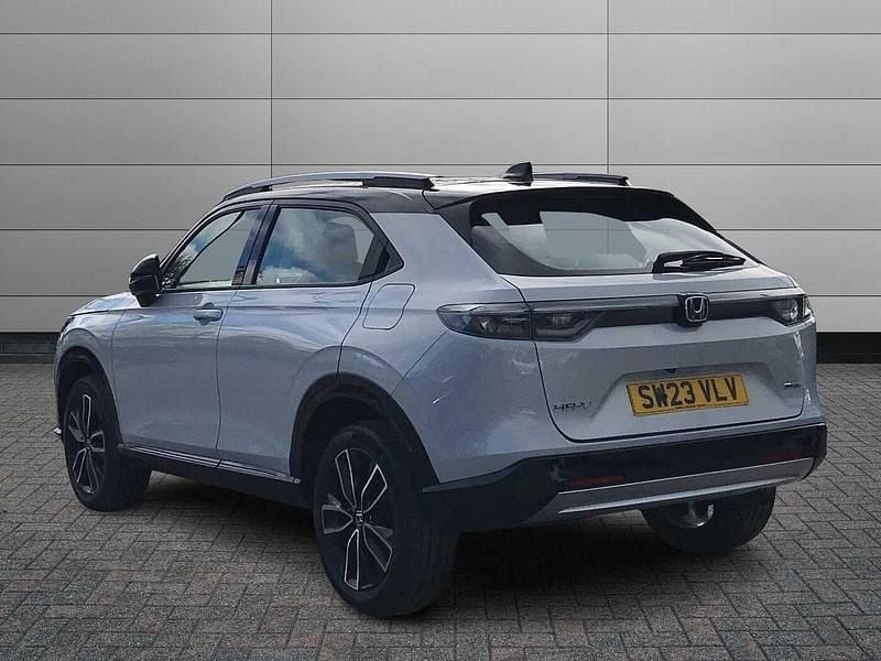 Used Honda HR-V Advance 131 HP (96 kW) 2023 White SUV