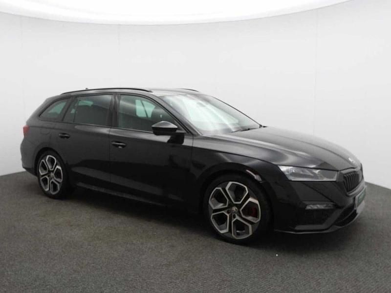 Used Skoda Octavia vRS 180 HP (132 kW) 2022 Black magic pearl effect Estate