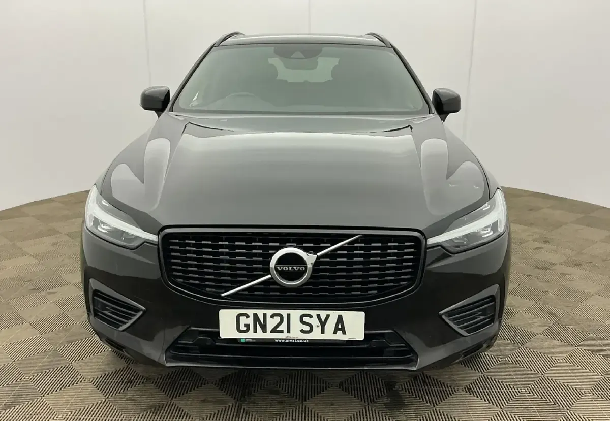 Used Volvo XC60 R-Design 2021 Black SUV