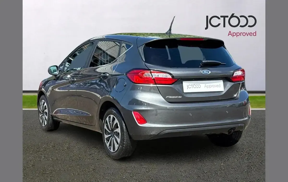 Used Ford Fiesta Titanium 99 HP (72 kW) 2023 Grey Hatchback