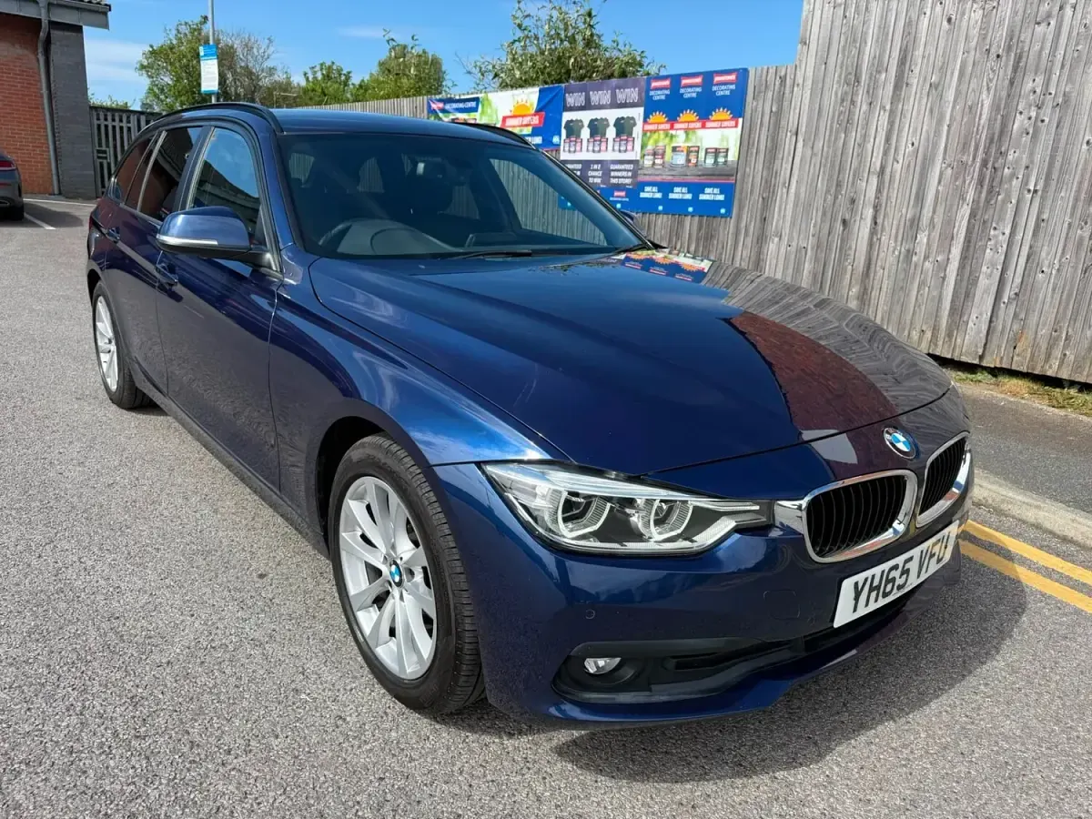 Used BMW 318 2015 Blue Estate